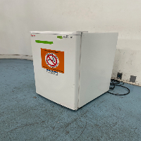 Thermo Scientific -20 Undercounter Freezer image 1